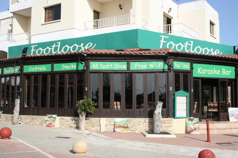 Footloose Bar 
