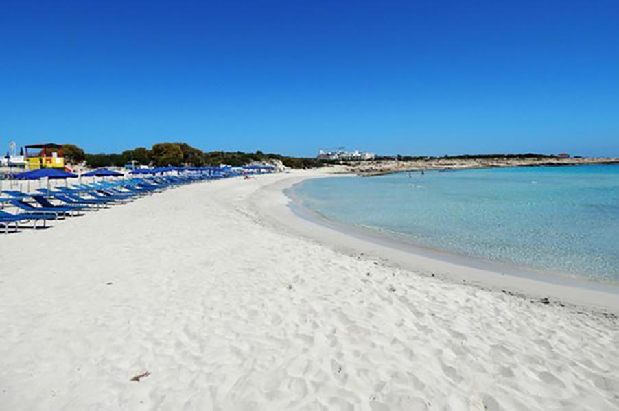 Mikri Landa Beach