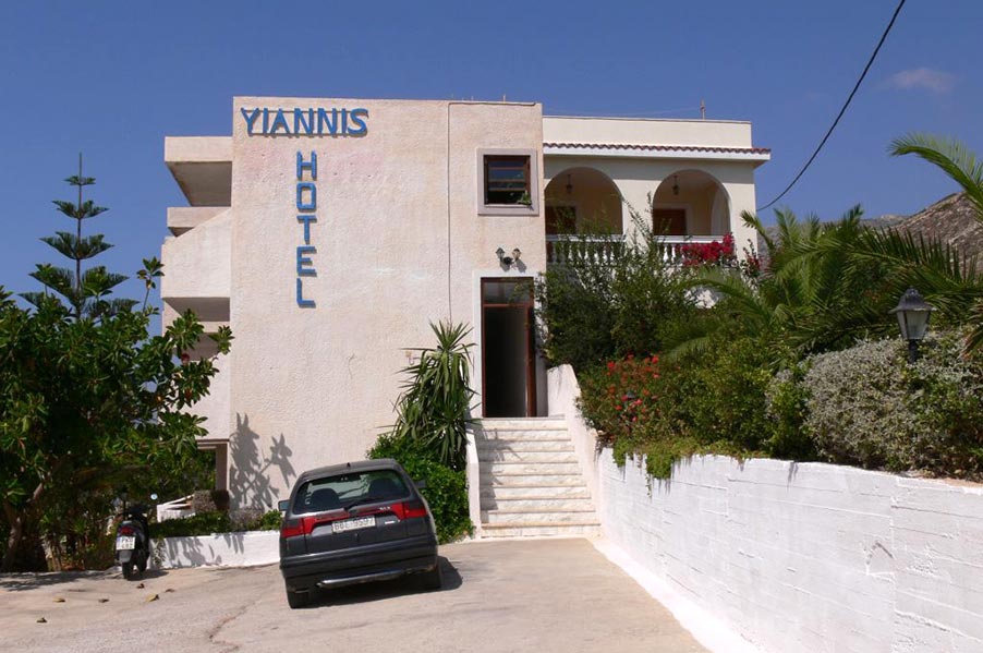 Yiannis Hotel