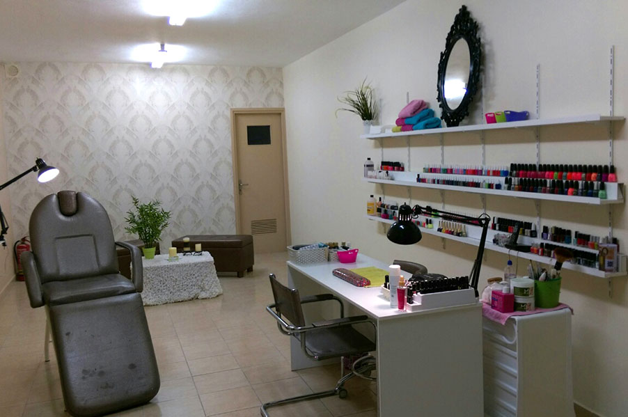 ANANEOSIS, Beauty and Hair Salon