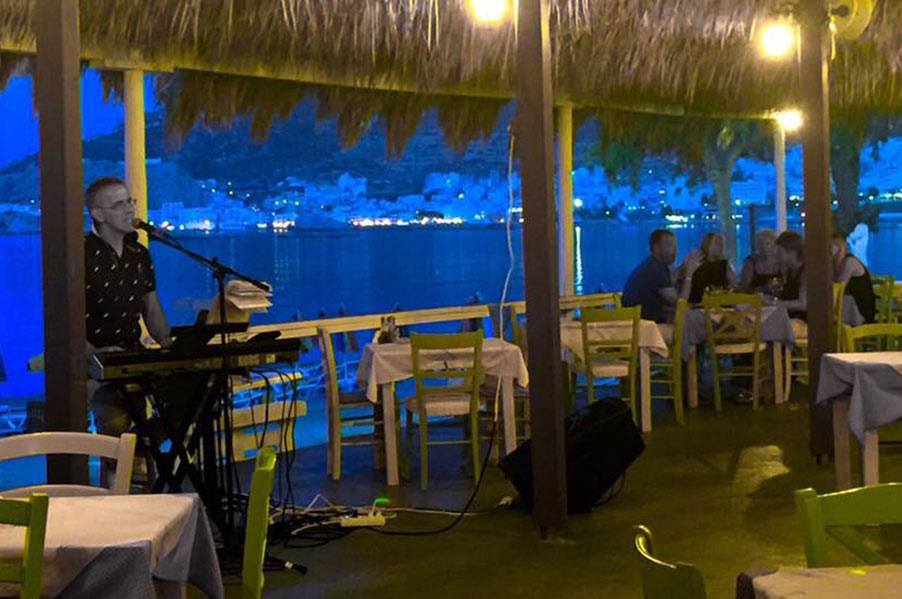 Maistrali Beach Bar
