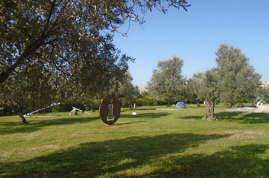  Skironio Centrum Kifissia- Modern Sculpture Park