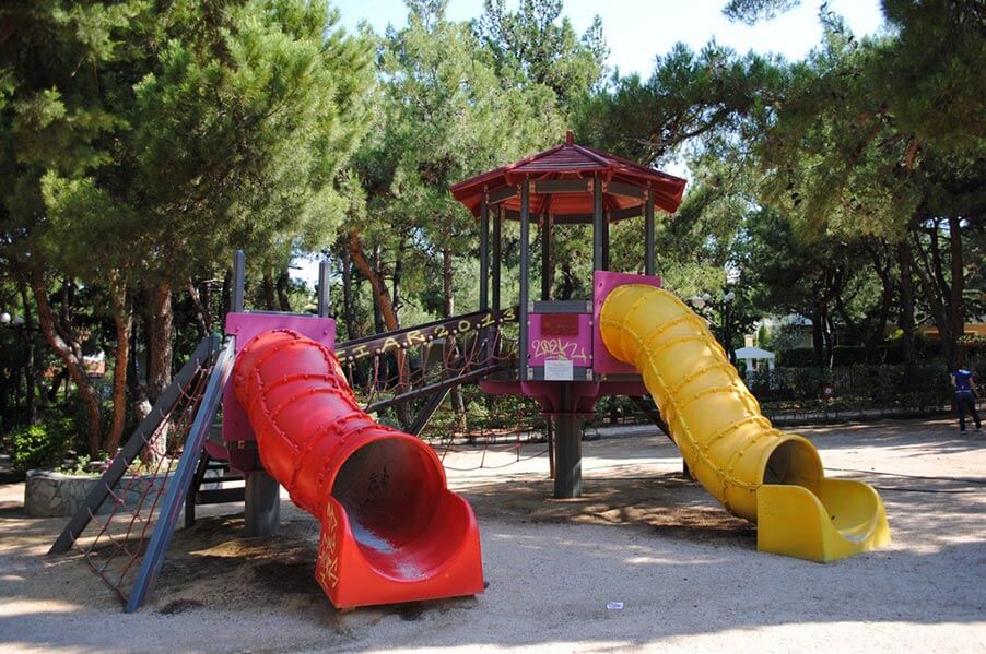 Michael Kanakakis Municipal Park' s Playground