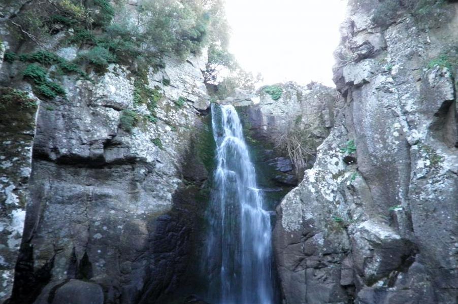 Man' Katsa Waterfall