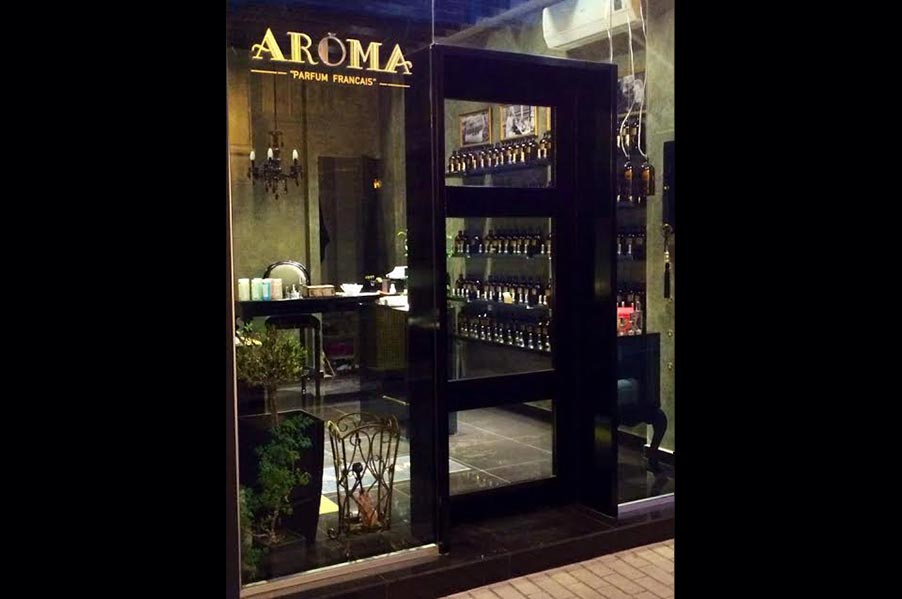AROMA "Parfum Francais" Perfume Store