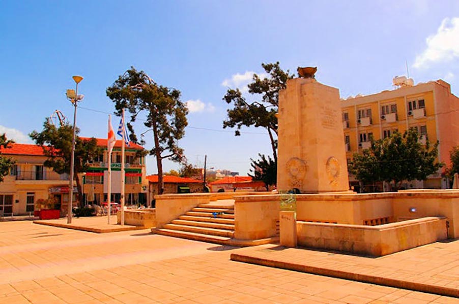 Heroes Square