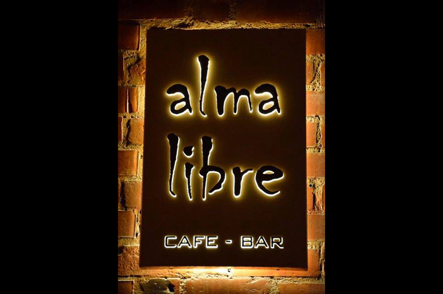 Alma Libre Cafe and Bar